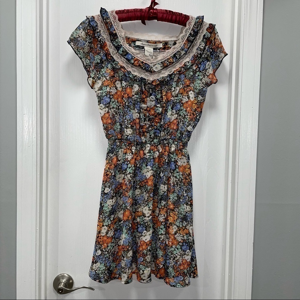American Rag Cie Dress Mini Floral Print Lace Neckline Ruffles Fit and Flare XS